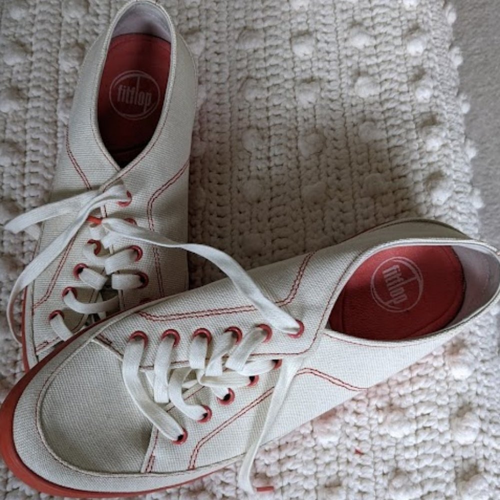 Gently Worn - Cool Fitflop Canvas Sneakers - Size 9